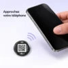 Approche d'un smartphone au-dessus d'un IZI TAG pour ouvrir la page associée
